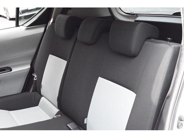 アクア Ｓ　ＨＶバッテリ－１年保証　ナビ　フルセグＴＶ　バックカメラ　社外ＡＷ　記録簿　Ｂｌｕｅｔｏｏｔｈ接続　スマートキー　ＣＤ　ＤＶＤ　横滑り防止装置　パワーウィンドウ　運転席／助手席エアバック　ＡＢＳ（53枚目）