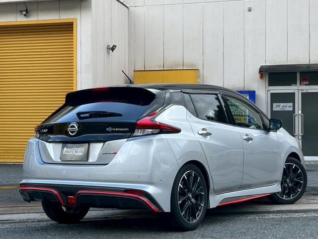 リーフ ニスモ　全方位カメラ　デジタルインナーミラー　ナビ　ＴＶ　ＥＴＣ　シートヒーター　衝突軽減ブレーキ　スマートキー　レーンキープアシスト　スマートキー　クルコン　ＬＥＤヘッドライト（7枚目）