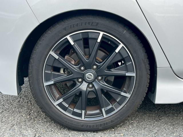 リーフ ニスモ　全方位カメラ　デジタルインナーミラー　ナビ　ＴＶ　ＥＴＣ　シートヒーター　衝突軽減ブレーキ　スマートキー　レーンキープアシスト　スマートキー　クルコン　ＬＥＤヘッドライト（29枚目）