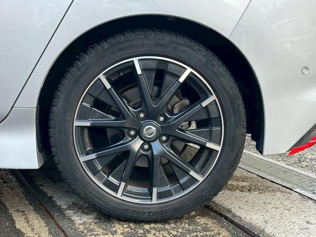 リーフ ニスモ　全方位カメラ　デジタルインナーミラー　ナビ　ＴＶ　ＥＴＣ　シートヒーター　衝突軽減ブレーキ　スマートキー　レーンキープアシスト　スマートキー　クルコン　ＬＥＤヘッドライト（31枚目）