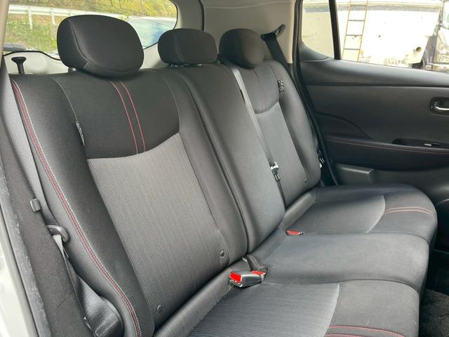 リーフ ニスモ　全方位カメラ　デジタルインナーミラー　ナビ　ＴＶ　ＥＴＣ　シートヒーター　衝突軽減ブレーキ　スマートキー　レーンキープアシスト　スマートキー　クルコン　ＬＥＤヘッドライト（55枚目）