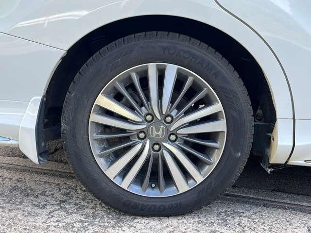 オデッセイハイブリッド ハイブリッドアブソルート・ホンダセンシング　中期モデル　ＨＶバッテリ－１年保証　両側電動スライド　ナビ　フルセグＴＶ　バックカメラ　Ｂｌｕｅｔｏｏｔｈ接続　純正ＡＷ　ＥＴＣ　スマートキー　電動シート　レーンキープアシスト　衝突被害軽減ブレーキ（33枚目）