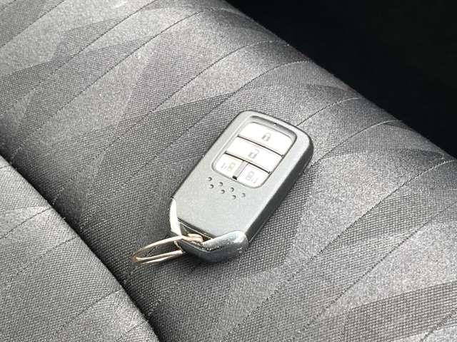 オデッセイハイブリッド ハイブリッドアブソルート・ホンダセンシング　中期モデル　ＨＶバッテリ－１年保証　両側電動スライド　ナビ　フルセグＴＶ　バックカメラ　Ｂｌｕｅｔｏｏｔｈ接続　純正ＡＷ　ＥＴＣ　スマートキー　電動シート　レーンキープアシスト　衝突被害軽減ブレーキ（78枚目）