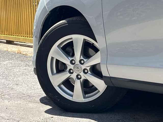 エスティマハイブリッド Ｇ　ＨＶバッテリ－１年保証　リアフリップダウンモニタ－　バックカメラ　フルセグＴＶ　ＨＤＤナビ　両側電動スライド　クルコン　パーキングアシスト　純正ＡＷ　フォグライト　アダプティブヘッドライト　電動シート（30枚目）