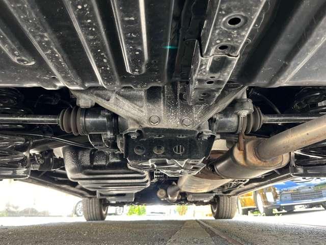 エスティマハイブリッド Ｇ　ＨＶバッテリ－１年保証　リアフリップダウンモニタ－　バックカメラ　フルセグＴＶ　ＨＤＤナビ　両側電動スライド　クルコン　パーキングアシスト　純正ＡＷ　フォグライト　アダプティブヘッドライト　電動シート（32枚目）