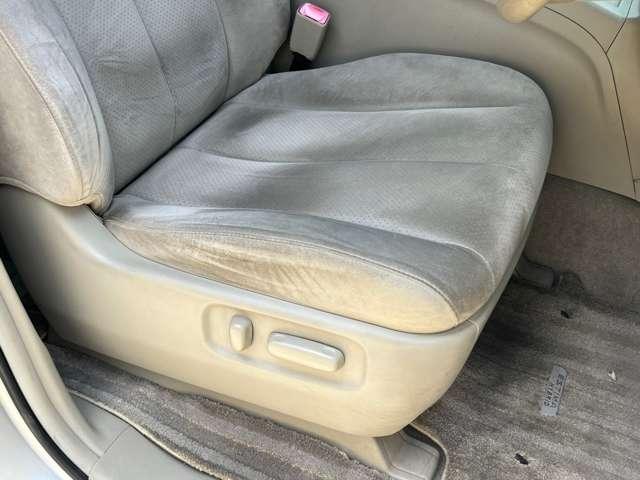 エスティマハイブリッド Ｇ　ＨＶバッテリ－１年保証　リアフリップダウンモニタ－　バックカメラ　フルセグＴＶ　ＨＤＤナビ　両側電動スライド　クルコン　パーキングアシスト　純正ＡＷ　フォグライト　アダプティブヘッドライト　電動シート（42枚目）