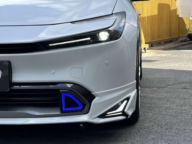 プリウス Ｚ　１オーナー　禁煙車　モデリスタエアロ　黒革シート　ＲＡＹＳ２０ＡＷ　デジタルインナーミラー　全方位カメラ　４ＷＤ　ＴＶ　ドライブレコーダー　シートヒーター／シートクーラー　ブラインドスポットモニター（22枚目）