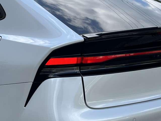 プリウス Ｚ　１オーナー　禁煙車　モデリスタエアロ　黒革シート　ＲＡＹＳ２０ＡＷ　デジタルインナーミラー　全方位カメラ　４ＷＤ　ＴＶ　ドライブレコーダー　シートヒーター／シートクーラー　ブラインドスポットモニター（29枚目）