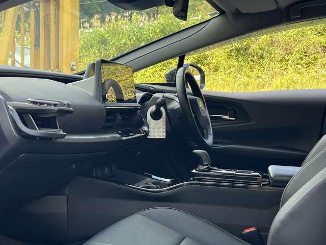 プリウス Ｚ　１オーナー　禁煙車　モデリスタエアロ　黒革シート　ＲＡＹＳ２０ＡＷ　デジタルインナーミラー　全方位カメラ　４ＷＤ　ＴＶ　ドライブレコーダー　シートヒーター／シートクーラー　ブラインドスポットモニター（52枚目）