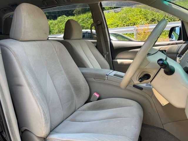 エスティマハイブリッド Ｘ　ＨＶバッテリ－１年保証　　モデリスタエアロ　フルセグＴＶ　ナビ　ＨＩＤ　　Ｂｌｕｅｔｏｏｔｈ接続　盗難防止装置　スマートキー　電動スライド　純正ＡＷ　アダプティブヘッドライト　フォグライト（43枚目）