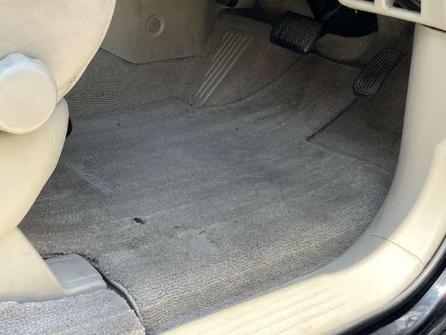 エスティマハイブリッド Ｘ　ＨＶバッテリ－１年保証　　モデリスタエアロ　フルセグＴＶ　ナビ　ＨＩＤ　　Ｂｌｕｅｔｏｏｔｈ接続　盗難防止装置　スマートキー　電動スライド　純正ＡＷ　アダプティブヘッドライト　フォグライト（45枚目）