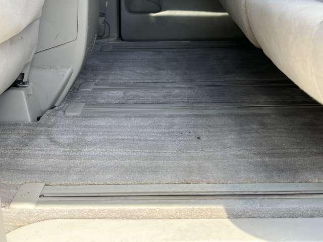 エスティマハイブリッド Ｘ　ＨＶバッテリ－１年保証　　モデリスタエアロ　フルセグＴＶ　ナビ　ＨＩＤ　　Ｂｌｕｅｔｏｏｔｈ接続　盗難防止装置　スマートキー　電動スライド　純正ＡＷ　アダプティブヘッドライト　フォグライト（53枚目）