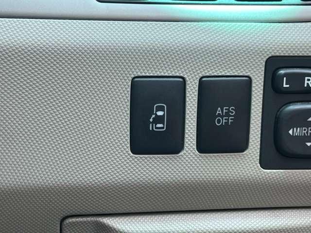 エスティマハイブリッド Ｘ　ＨＶバッテリ－１年保証　　モデリスタエアロ　フルセグＴＶ　ナビ　ＨＩＤ　　Ｂｌｕｅｔｏｏｔｈ接続　盗難防止装置　スマートキー　電動スライド　純正ＡＷ　アダプティブヘッドライト　フォグライト（67枚目）