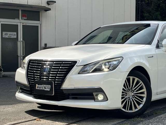 クラウンハイブリッド ロイヤルサルーン　ブラックスタイル　ＨＶバッテリ－１年保証　ＨＤＤナビ　ＴＶ　バックカメラ　Ｂｌｕｅｔｏｏｔｈ接続　ＥＴＣ　純正ＡＷ　スマートキー　電動シート　盗難防止装置　クルコン（18枚目）