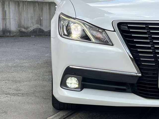 クラウンハイブリッド ロイヤルサルーン　ブラックスタイル　ＨＶバッテリ－１年保証　ＨＤＤナビ　ＴＶ　バックカメラ　Ｂｌｕｅｔｏｏｔｈ接続　ＥＴＣ　純正ＡＷ　スマートキー　電動シート　盗難防止装置　クルコン（21枚目）