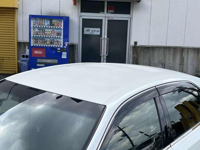 クラウンハイブリッド ロイヤルサルーン　ブラックスタイル　ＨＶバッテリ－１年保証　ＨＤＤナビ　ＴＶ　バックカメラ　Ｂｌｕｅｔｏｏｔｈ接続　ＥＴＣ　純正ＡＷ　スマートキー　電動シート　盗難防止装置　クルコン（25枚目）