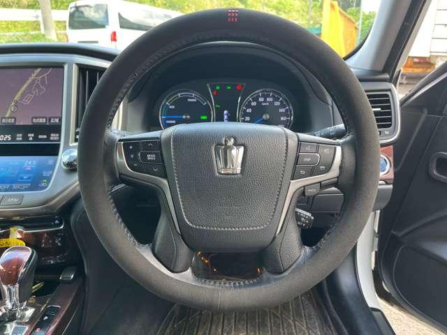 クラウンハイブリッド ロイヤルサルーン　ブラックスタイル　ＨＶバッテリ－１年保証　ＨＤＤナビ　ＴＶ　バックカメラ　Ｂｌｕｅｔｏｏｔｈ接続　ＥＴＣ　純正ＡＷ　スマートキー　電動シート　盗難防止装置　クルコン（59枚目）