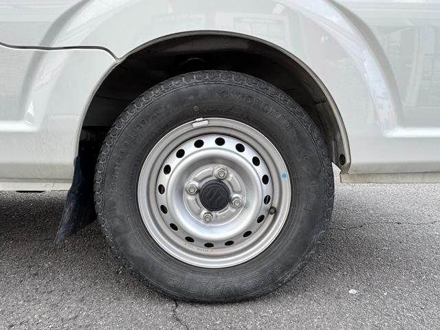 キャリイトラック KCエアコン・パワステ 5速マニュアル AM・FMラジオ(11枚目)