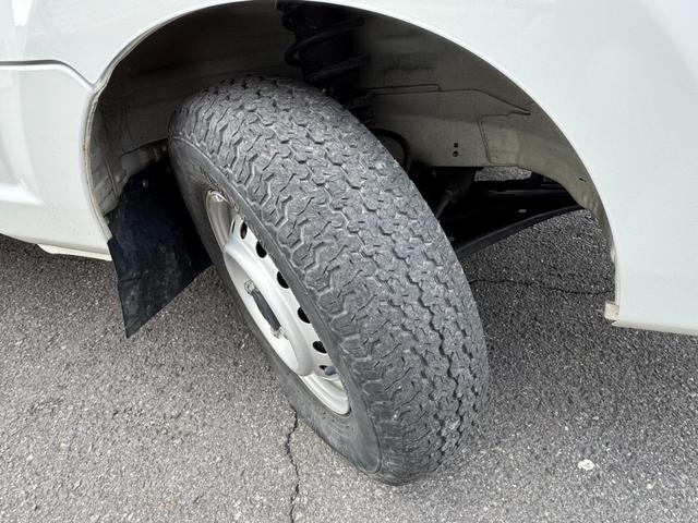 キャリイトラック KCエアコン・パワステ 5速マニュアル AM・FMラジオ(15枚目)