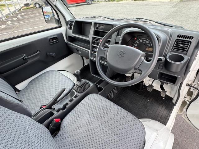 キャリイトラック KCエアコン・パワステ 5速マニュアル AM・FMラジオ(16枚目)