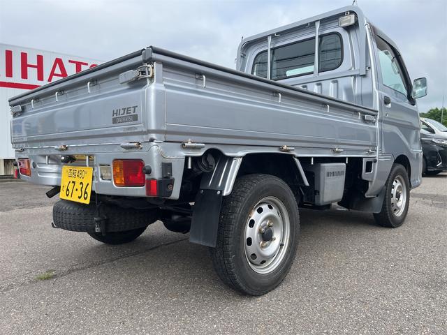 ハイゼットトラック 　４ＷＤ　ＭＴ　エアコン（3枚目）