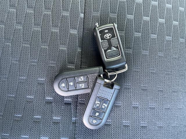 ピクシスメガ Ｇターボ　ＳＡＩＩＩ　４ＷＤ　バックカメラ　両側電動スライドドア　ナビ　クリアランスソナー　衝突被害軽減システム　オートマチックハイビーム　ＬＥＤヘッドランプ　スマートキー　アイドリングストップ　ベンチシート　ターボ（8枚目）