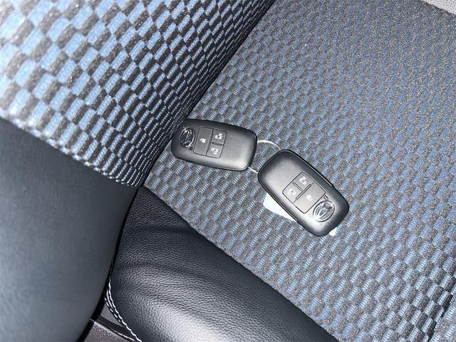 タント カスタムＸ　４ＷＤ　バックカメラ　両側電動スライドドア　衝突被害軽減システム　ＬＥＤヘッドランプ　スマートキー　アイドリングストップ　電動格納ミラー　ベンチシート　ＣＶＴ　盗難防止システム　ＡＢＳ　ＥＳＣ（8枚目）