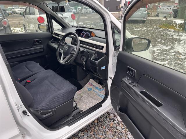 フレア ハイブリッドＸＧ　４ＷＤ　ナビ　キーレスエントリー　アイドリングストップ　電動格納ミラー　シートヒーター　ベンチシート　ＣＶＴ　盗難防止システム　ＡＢＳ　ＥＳＣ　衝突安全ボディ　エアコン　パワーステアリング（5枚目）