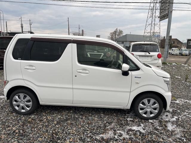 フレア ハイブリッドＸＧ　４ＷＤ　ナビ　キーレスエントリー　アイドリングストップ　電動格納ミラー　シートヒーター　ベンチシート　ＣＶＴ　盗難防止システム　ＡＢＳ　ＥＳＣ　衝突安全ボディ　エアコン　パワーステアリング（10枚目）