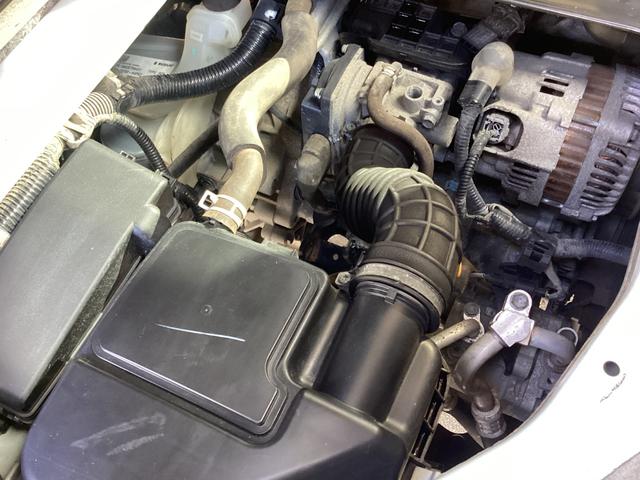 エブリイ ＰＣ　ハイルーフ　パートタイム４ＷＤ　スペリアホワイト　レーダーブレーキサポート装着車　純正オーディオ　ＥＴＣ　両側スライドドア　ライトレベライザー　キーレスエントリー　社外アルミホイール　ＬＥＤヘッドライト　横滑り防止装置（32枚目）