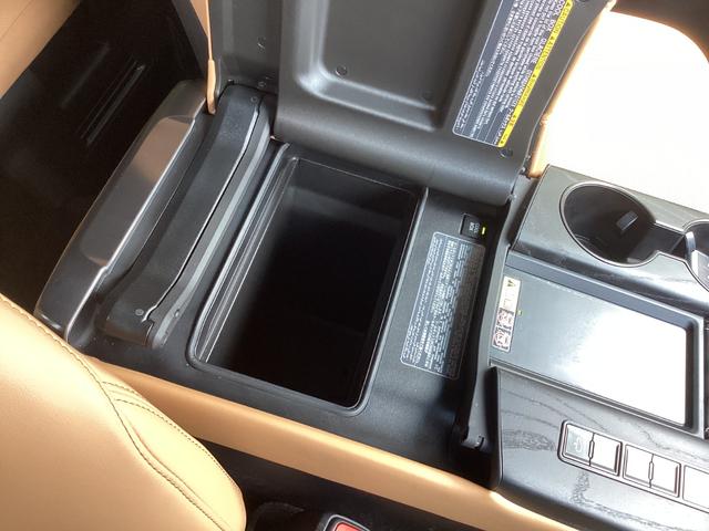 ＬＸ ＬＸ６００　モデリスタフルエアロ　オフロード用フロントグリル　ワンオーナー　純正コネクティッドナビ　フルセグ　ＴＶキット　ミラキャスト　全方位カメラ　茶革電動メモリーシート　サンルーフ　全方位ドラレコ　ＥＴＣ　クールＢＯＸ　ステアリングヒーター　２２インチＡＷ（39枚目）