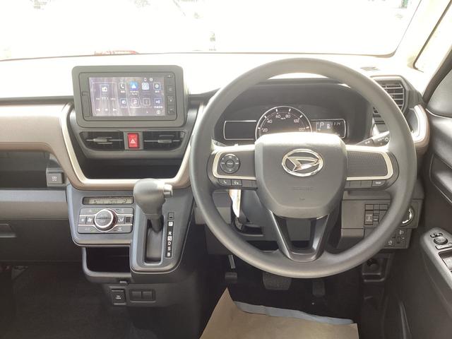 ムーヴ Ｘ　４ＷＤ　届出済未使用車　シャイニングホワイトパール　メーカーオプション６．８インチディスプレイオーディオ　ブルートゥース　ＵＳＢ　リアカメラ　パワースライドドア　ヒーテッドドアミラ　リアヒーターダクト　フルＬＥＤヘッドランプ（17枚目）