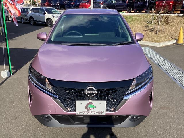 ノート X 純正ナビ フルセグTV ブルートゥース DVD USB バックモニター ETC ドライブレコーダー シートヒーター ステアリングヒーター プッシュスタート スマートキー エンジンスターター 純正アルミ(9枚目)