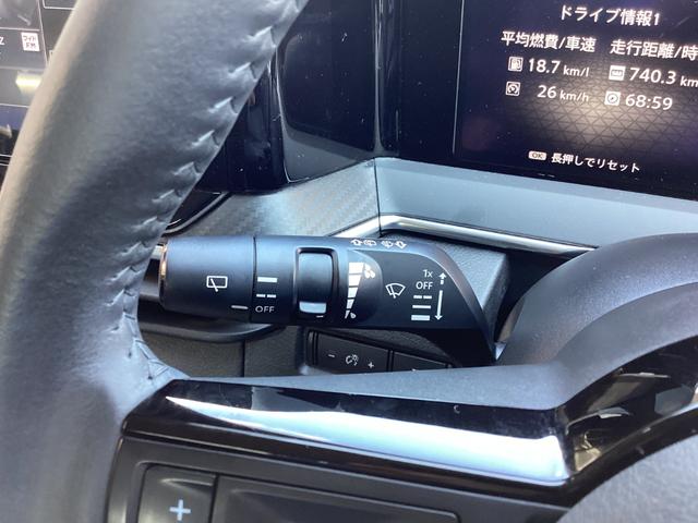 ノート X 純正ナビ フルセグTV ブルートゥース DVD USB バックモニター ETC ドライブレコーダー シートヒーター ステアリングヒーター プッシュスタート スマートキー エンジンスターター 純正アルミ(27枚目)