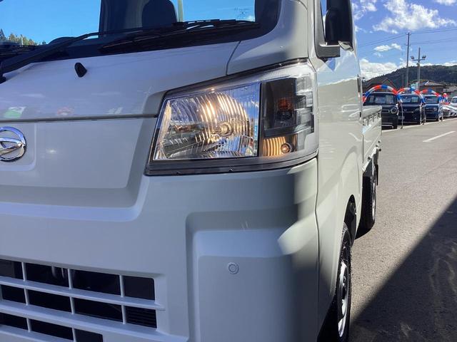 ハイゼットトラック スタンダード 4WD 5MT 届出済未使用車 スマートアシスト AMFMラジオ 電動式パワーステアリング マニュアルエアコン プリントレザーシート リヤコンビネーションランプ スーパーUVカットガラス クリーンエアフィルター クリアランスソナー(25枚目)