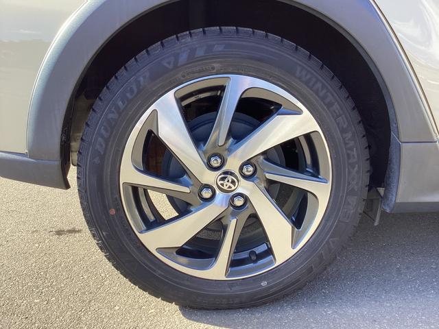 アクア クロスオーバー　トヨタセーフティセンス　ストラーダＳＤナビ　フルセグＴＶ　Ｂｌｕｅｔｏｏｔｈ　ＳＤ録音　ＤＶＤ　Ｂカメラ　ＥＴＣ　ドライブレコーダー　ハーフレザーシート　プッシュスタート　オートＬＥＤライト　純正ＡＷ（31枚目）