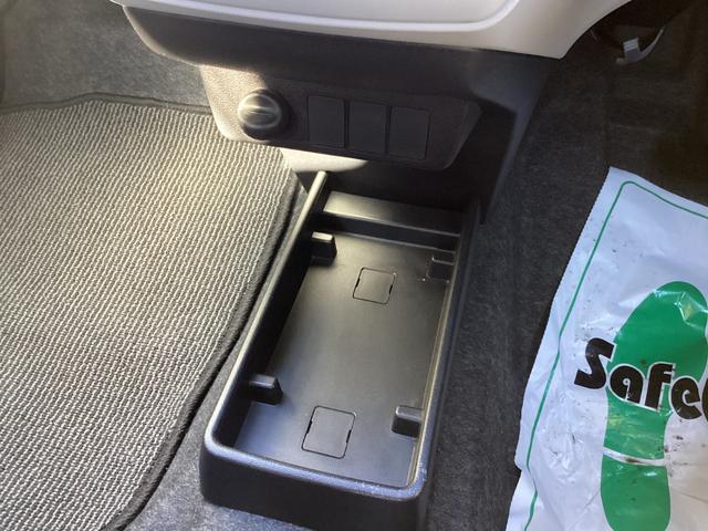 ミライース Ｘ　ＳＡＩＩＩ　スマートアシスト　社外ナビ　フルセグＴＶ　ＤＶＤ　バックモニター　ＥＴＣ　キーレス　レーンキープアシス　アクセル踏み間違い防止装置　横滑り防止装置　クリアランスソナー　ＬＥＤヘッドライト　寒冷地仕様車（24枚目）