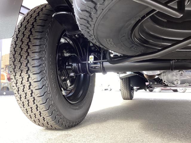 ハイゼットトラック スタンダード　４ＷＤ　届出済未使用車　スマートアシスト　ＡＭＦＭラジオ　電動式パワーステアリング　マニュアルエアコン　プリントレザーシート　リヤコンビネーションランプ　スーパーＵＶカットガラス　クリーンエアフィルター　クリアランスソナー（29枚目）