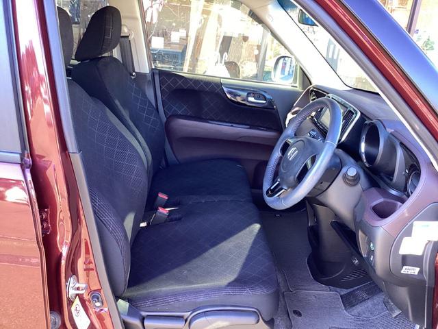 Ｎ－ＯＮＥ プレミアム　４ＷＤ　シティブレーキアシスト　純正ナビ　ワンセグＴＶ　ＤＶＤ　Ｂｌｕｅｔｏｏｔｈ　ベンチシート　プッシュスタート　スマートキー　純正リモコンエンジンスターター　オートＨＩＤライト　フォグランプ　純正アルミ（25枚目）