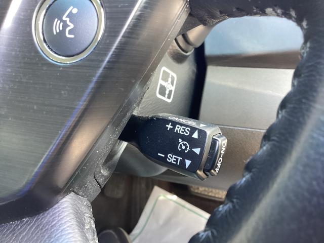 クラウン ３．５アスリート　純正ナビ　フルセグＴＶ　ミュージックサーバー　ＤＶＤ　バックカメラ　ＥＴＣ　パワーシート　プッシュスタート　スマートキー　クルーズコントロール　オートＨＩＤヘッドライト　フォグランプ　アルミホイール（30枚目）