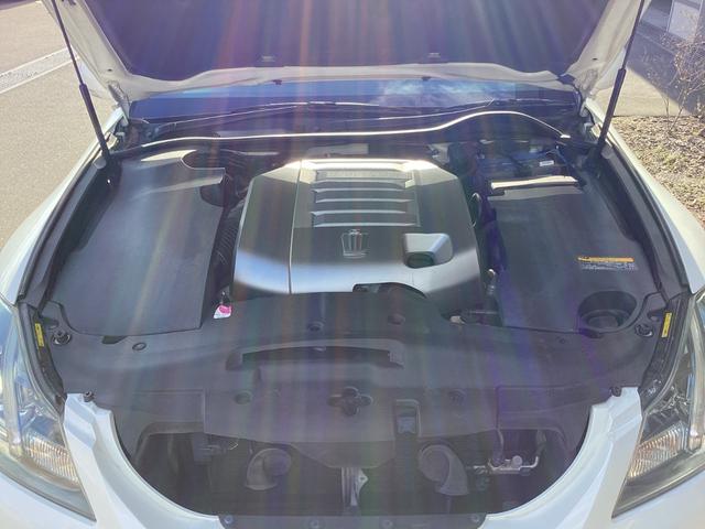 クラウン ３．５アスリート　純正ナビ　フルセグＴＶ　ミュージックサーバー　ＤＶＤ　バックカメラ　ＥＴＣ　パワーシート　プッシュスタート　スマートキー　クルーズコントロール　オートＨＩＤヘッドライト　フォグランプ　アルミホイール（47枚目）