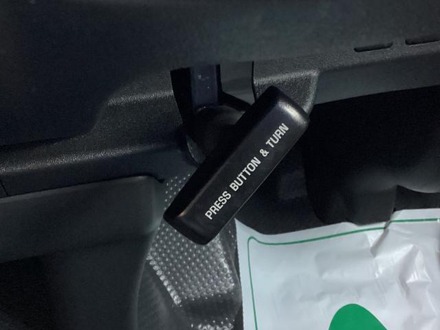 ハイエースバン ロングＤＸ　ＧＬパッケージ　５ドア　４ＷＤ　登録済未使用車　トヨタセーフティセンス　プリクラッシュセーフティ　レーンキープ　クリアランスソナー　オプティトロンメーター　パノラミックビューモニター　リアクーラー　リアヒーター　ＡＣ１００Ｖ　ＬＥＤヘッドランプ（32枚目）