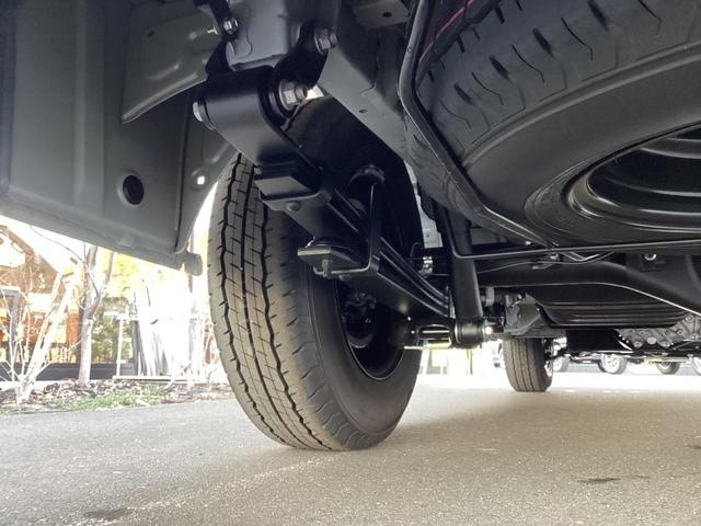 ハイエースバン ロングＤＸ　ＧＬパッケージ　５ドア　４ＷＤ　登録済未使用車　トヨタセーフティセンス　プリクラッシュセーフティ　レーンキープ　クリアランスソナー　オプティトロンメーター　パノラミックビューモニター　リアクーラー　リアヒーター　ＡＣ１００Ｖ　ＬＥＤヘッドランプ（46枚目）