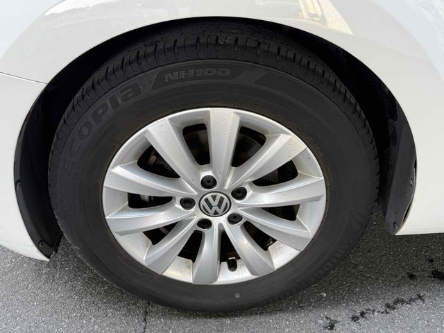 ザ・ビートル デザイン　バックカメラ　ナビ　ＴＶ　ＣＶＴ　キーレスエントリー　電動格納ミラー　アルミホイール　ＣＤ　ミュージックプレイヤー接続可　Ｂｌｕｅｔｏｏｔｈ　エアコン（38枚目）