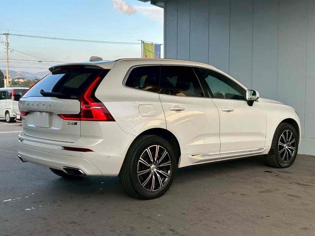 ＸＣ６０ Ｄ４　ＡＷＤ　インスクリプション　４ＷＤ　ドライブレコーダー　ＥＴＣ　フロントカメラ　クリアランスソナー　オートクルーズコントロール　レーンアシスト　パワーシート　パークアシスト　衝突被害軽減システム　ＴＶ　ＬＥＤヘッドランプ（15枚目）
