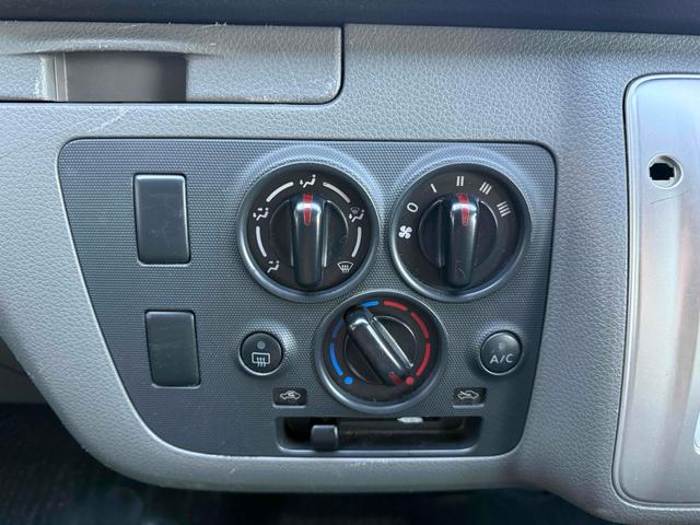 NV350キャラバンバン ワンオーナーETC 衝突被害軽減システム 両側スライドドア キーレスエントリー AT ESC エアコン パワーウィンドウ(12枚目)