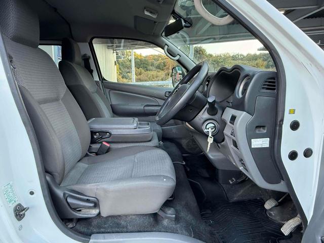 NV350キャラバンバン ワンオーナーETC 衝突被害軽減システム 両側スライドドア キーレスエントリー AT ESC エアコン パワーウィンドウ(19枚目)
