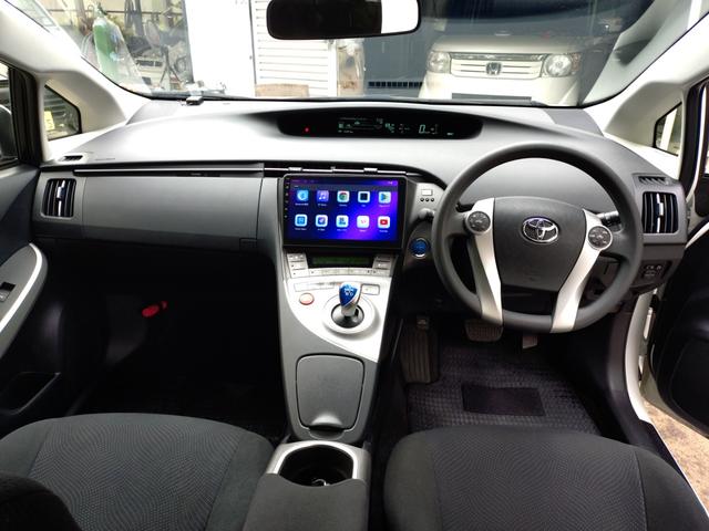 プリウス S寒冷地仕様車 15インチアルミホイール 衝突安全ボディ スマートキー アイドリングストップ HID CD 運・助・サイドエアバッグ 横滑り防止 ABS(15枚目)