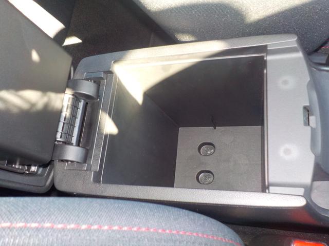 マツダスピードアクセラ ベースグレード　Ｂカメラ　ＤＶＤ　ＥＴＣ　ナビ　ターボ　ＤＳＣ　電動格納ミラー　アドバンスキー　オートエアコン　キーレスエントリー　セキュリティ　ＡＢＳ　ＨＤＤナビ（50枚目）