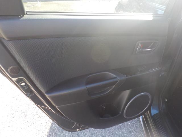 マツダスピードアクセラ ベースグレード　Ｂカメラ　ＤＶＤ　ＥＴＣ　ナビ　ターボ　ＤＳＣ　電動格納ミラー　アドバンスキー　オートエアコン　キーレスエントリー　セキュリティ　ＡＢＳ　ＨＤＤナビ（59枚目）